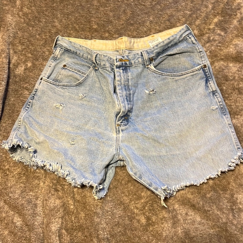 Wrangler cut off jean shorts size 38 waist
